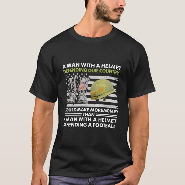 Camiseta Um Homem Com Capacete Que Defende A América Do Nos (Frente)