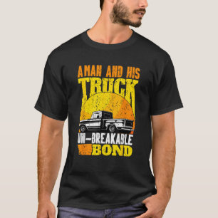 Camiseta Um Homem E Seu Caminhão Um Esquadrão De Bond Rompí
