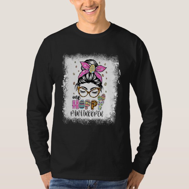 Camiseta Um Hoppy Paratrooper Dia de Páscoa (Frente)