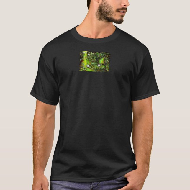 Camiseta Um Lago com Pensamentos Impuros (Frente)