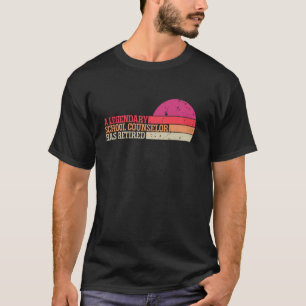 Camiseta Um legendário orientador escolar se aposentou piad