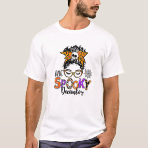 Camiseta Um mauzão de dezembro Caveira Mensagem Bun Leopard