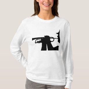 Camiseta Um membro do serviço joga um acordo