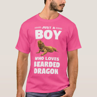 Camiseta Um Menino Que Adora Dragões Carnados