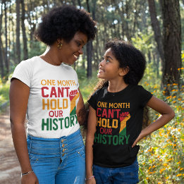 Camiseta Um mês não pode manter nossa história