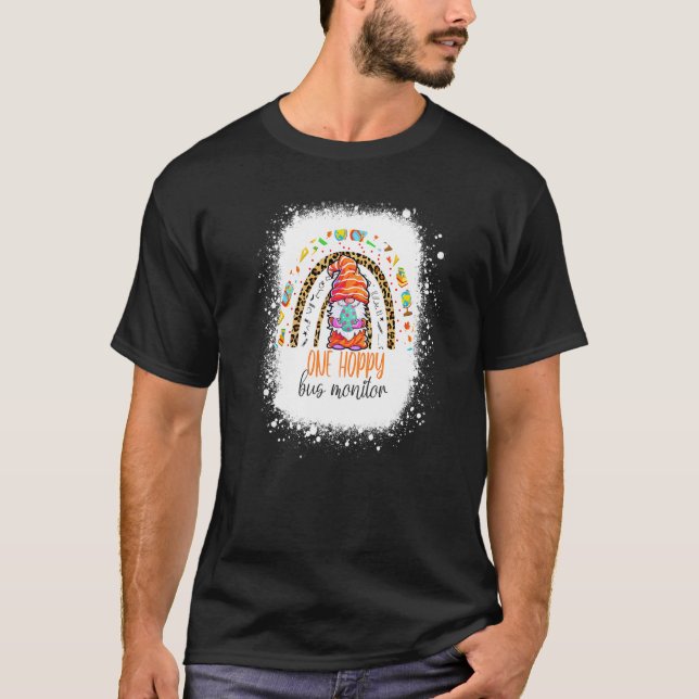 Camiseta Um monitor Hoppy Bus Páscoa Leopardo Rainbow (Frente)