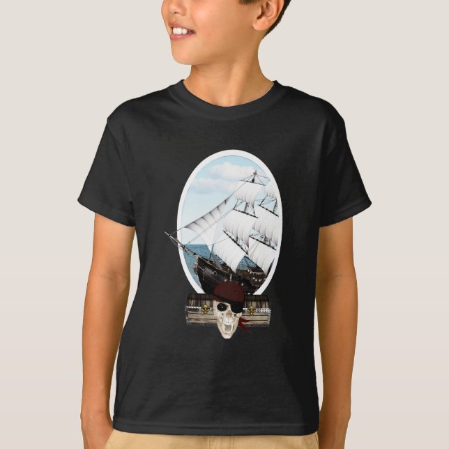 Camiseta Um navio pirata (Frente)
