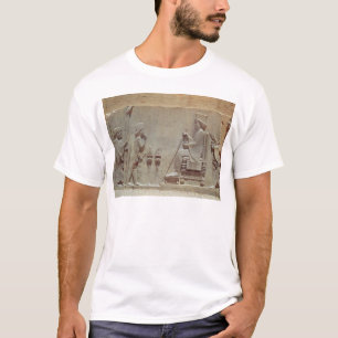 Camiseta Um oficial mediano que paga a homenagem ao rei