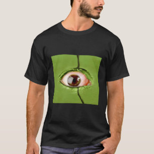 Camiseta Um Ogro Olho Está Olhando Para Mim