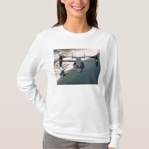 Camiseta Um Osprey CV-22 e um MH-53 pavimentam o ponto