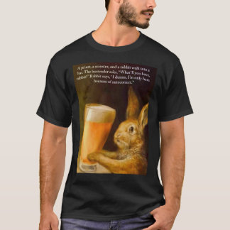 Camiseta Um padre, um minster, e um coelho entram em um bar