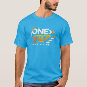 Camiseta Um Passo de Distância – Tipografia Motivacional In