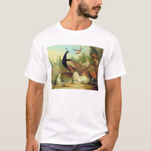 Camiseta Um pavão, pombas, galinhas e um Jay em um parque
