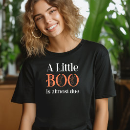 Camiseta Um Pequeno Boo Está Quase A Vencer O Halloween