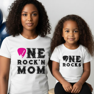 Camiseta Um Presente de Aniversário para Mãe que Toca Rock