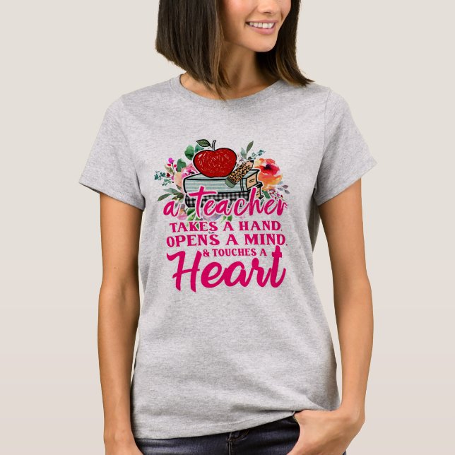 Camiseta Um Professor Tira Uma Mão Presente Para Professor  (Frente)