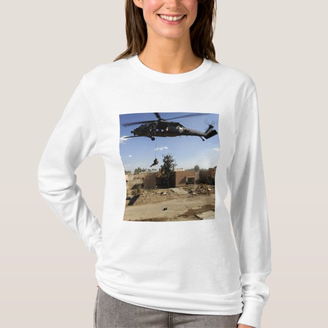 Camiseta Um rappels de um HH-60 2 (Frente)