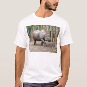 Camiseta Um rinoceronte horned