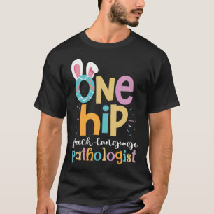 Camiseta Um Salto Linguagem Patologista de Páscoa Bunny S