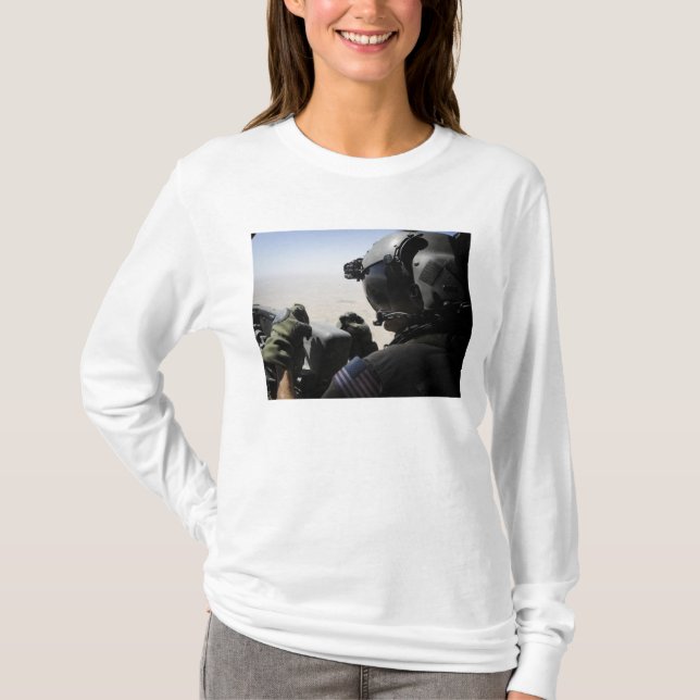 Camiseta Um soldado fornece segurança (Frente)