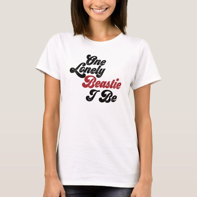 Camiseta Um Solitário Por Que Estou. (Frente)