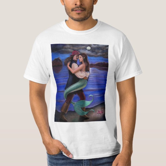 Camiseta Um t-shirt do amor da sereia & do pirata (Frente)