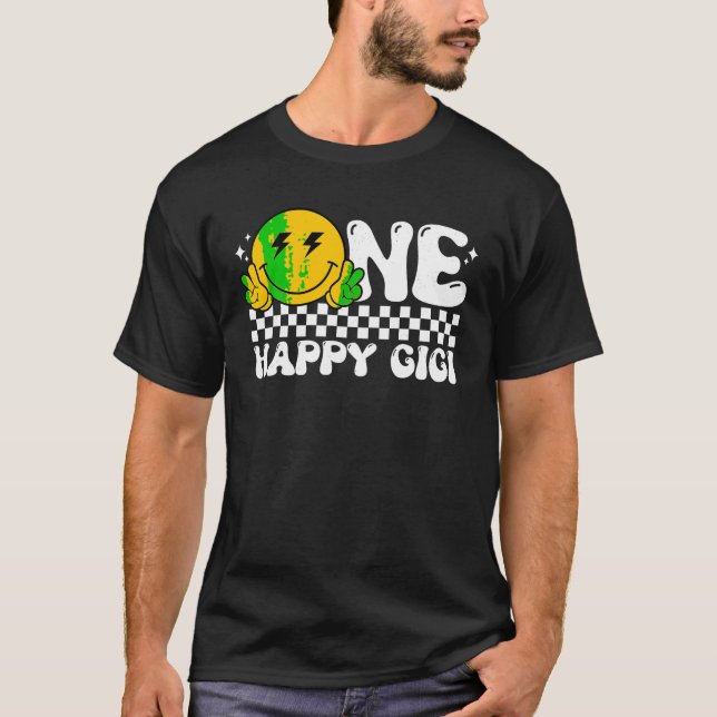Camiseta Um tapete feliz da família de primeiros aniversari (Frente)