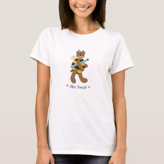 Camiseta Um Urso De Abelhas Carregando Um Lápis
