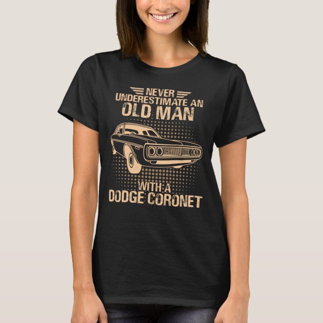 Camiseta Um velho Dodge Coronet 1972 (Frente)