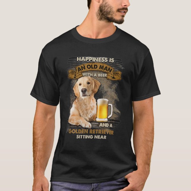 Camiseta Um Velho Sentado De Cerveja E Ouro (Frente)
