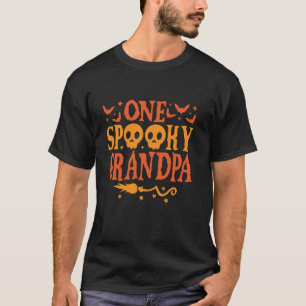 Camiseta Um vovô assustador que bate na família Halloween C