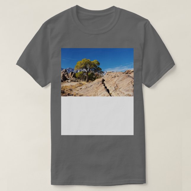 Camiseta Uma árvore solitária na Colinas do Alabama (Frente do Design)