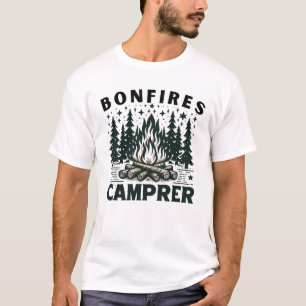 Camiseta Uma cena de acampamento serena com uma fogueira no