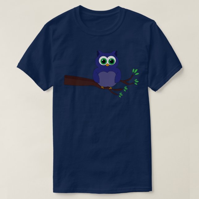 Camiseta Uma coruja coroa sentada em um galho (Frente do Design)