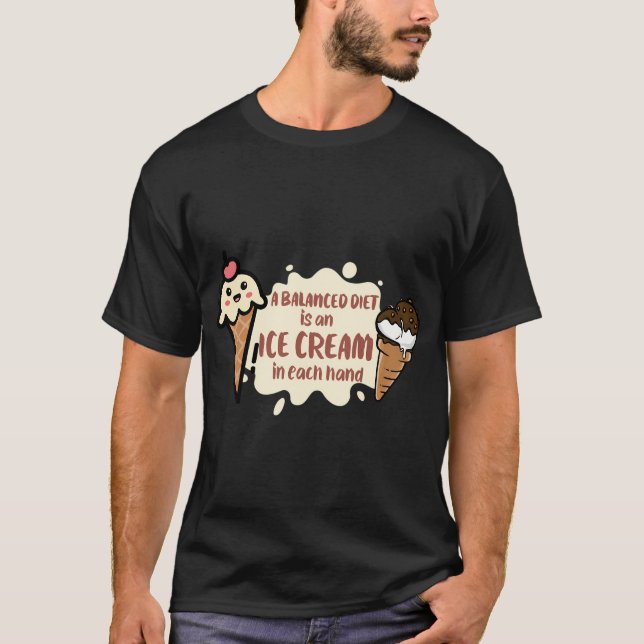 Camiseta Uma Dieta Equilibrada É Um Sorvete Em Cada Mão (Frente)