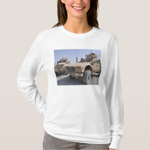Camiseta Uma emboscada resistente da mina de M-ATV protegeu