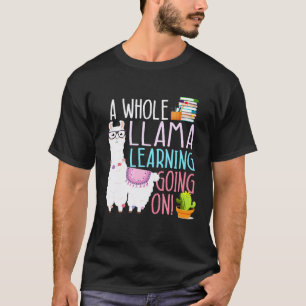 Camiseta Uma Escola de Leitura de Livros com Muita Aprendiz