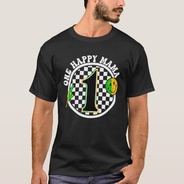 Camiseta Uma família de primeiros aniversarios Feliz da Mãe (Frente)