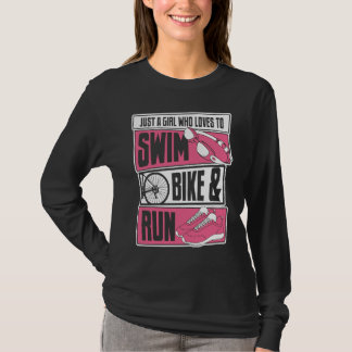 Camiseta Uma Garota Que Ama Nadar Bicicleta Corrida Triatle