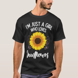 Camiseta Uma garota que ama os girassóis no verão