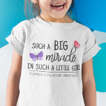 Camiseta Uma grande consciência da síndrome de Turner<br><div class="desc">Esta camiseta branca ajuda a espalhar a consciência sobre a síndrome de Turner, uma rara condição cromossômica que afeta uma em cada 2000 meninas. Apresenta duas borboletas adoráveis, com as legendas "Um grande milagre em uma menina tão pequena" e "Sensibilização para a síndrome de Turner" em fontes negras modernas. (O...</div>