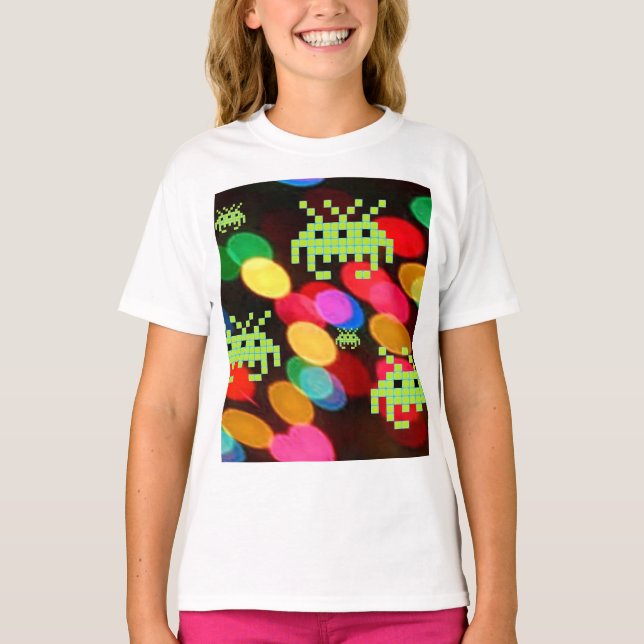 Camiseta Uma Invasão Secreta do Pixelverse (Frente)