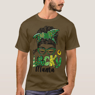 Camiseta Uma Lucky Mama Dia de São Patrício Messy Bun Leopa