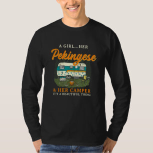 Camiseta Uma Menina Seu Pekingese E Seu Camper Peke Camping