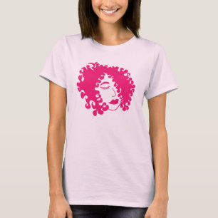 Camiseta Uma mulher gosta de você