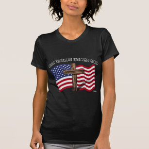 Camiseta Uma nação sob Deus com cruz e bandeira dos EUA