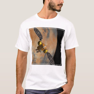 Camiseta Uma nave espacial Orbitando Marte.
