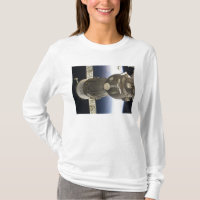 Uma nave espacial Soyuz recuada pela Terra