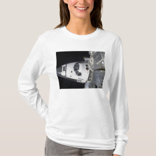 Camiseta Uma opinião do alto-ângulo da cabine do grupo