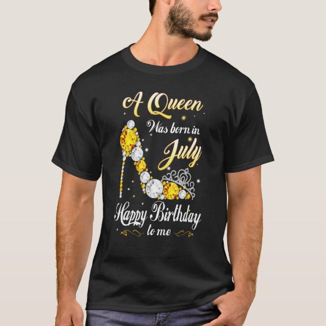 Camiseta Uma Rainha Foi Nascer Em Julho, Calçados De Aniver (Frente)